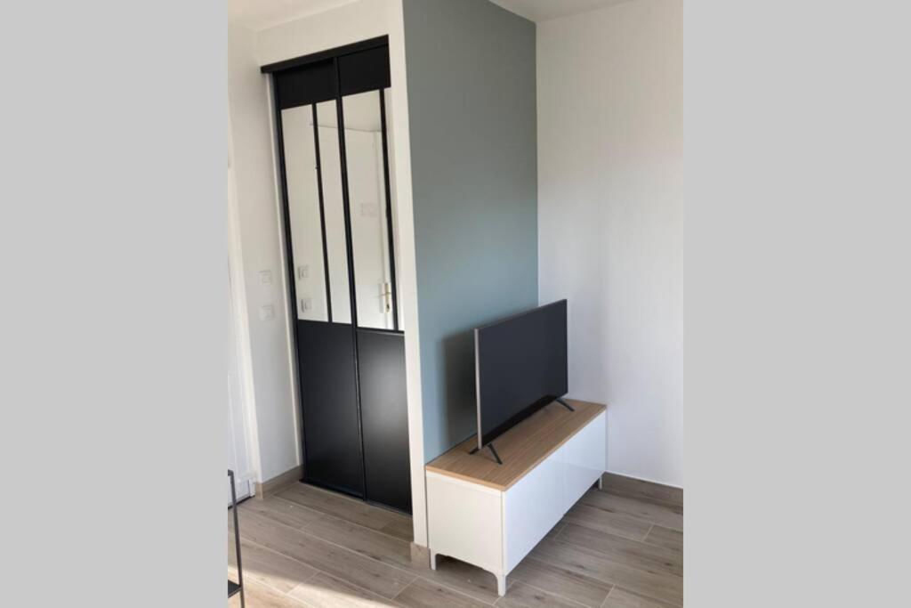 Appartement Cosy Proche Rer Et Centre Ville Le Plessis-Robinson Ngoại thất bức ảnh